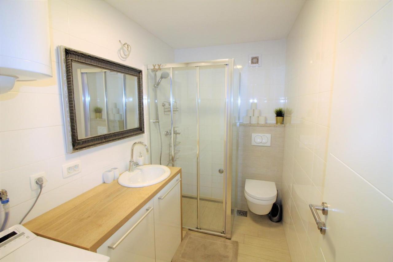Apartment Pia شيبينيك المظهر الخارجي الصورة