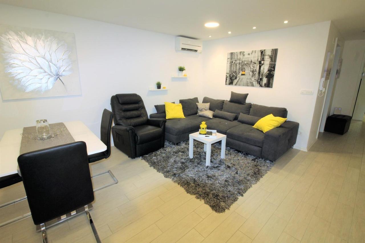 Apartment Pia شيبينيك المظهر الخارجي الصورة